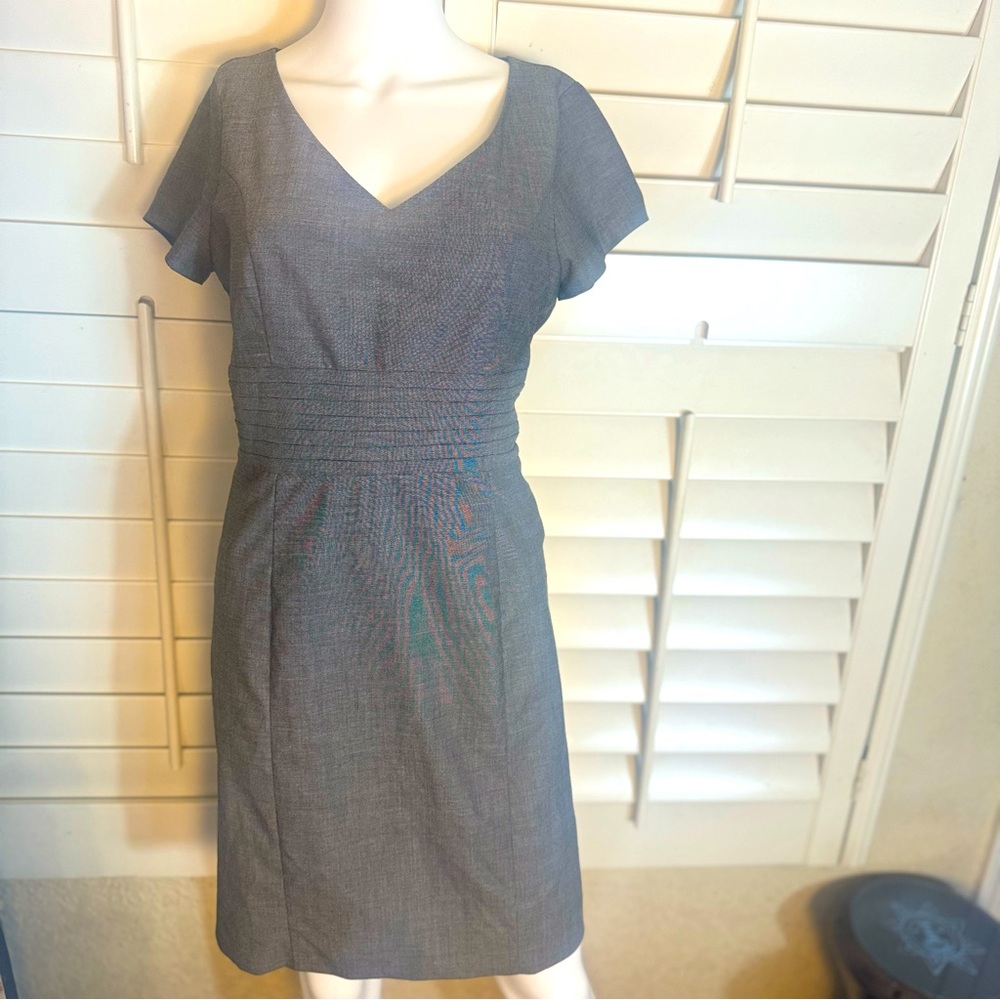 ✨3/$10 or 5/$15 H&M Grey Business Office Dress size 12 US